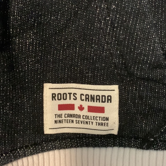 Roots Canada zip hoodie Canada Collection Size XXS - Picture 3 of 5